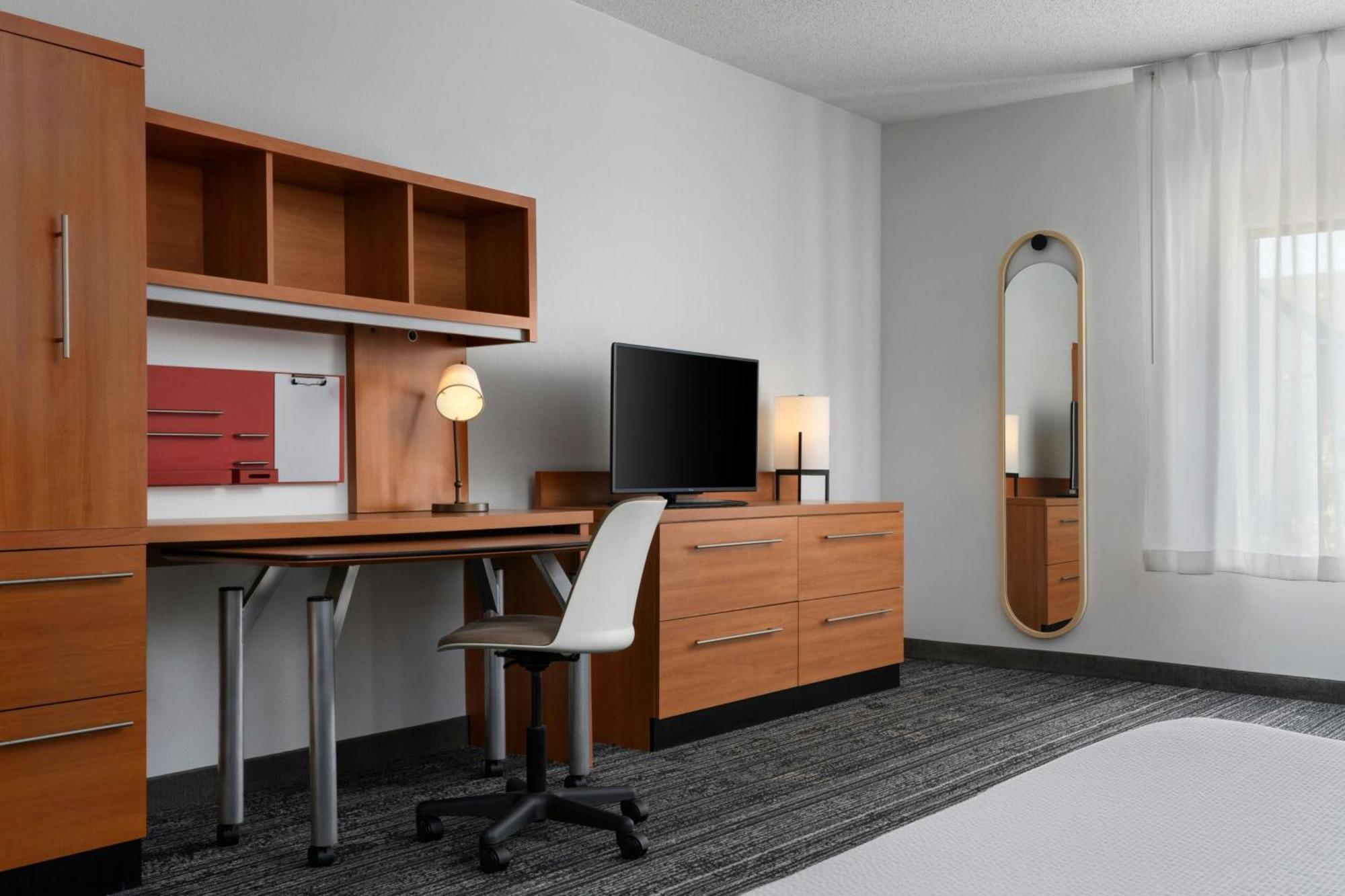 Towneplace Suites By Marriott Florence Bagian luar foto