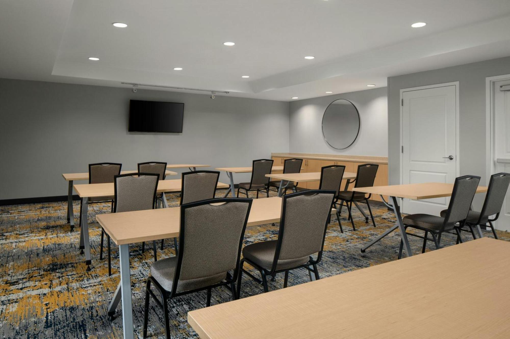 Towneplace Suites By Marriott Florence Bagian luar foto